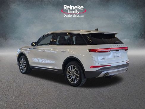 Used 2022 Lincoln Corsair AWD w/ Equipment Group 101A image 8