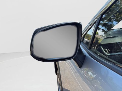 Used 2021 Toyota RAV4 LE FWD image 12