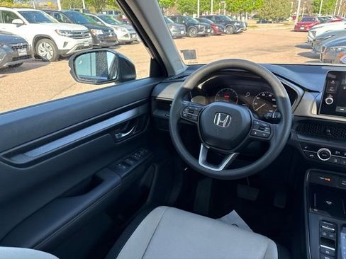 Certified 2026 Honda CR-V EX image 24