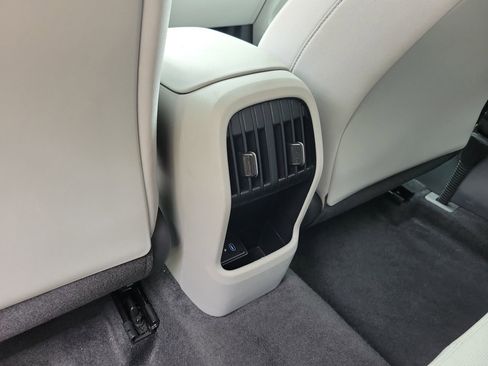 Used 2025 Hyundai Kona SEL FWD image 10