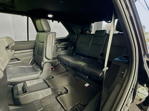 Certified 2024 Toyota Sequoia Platinum image 28