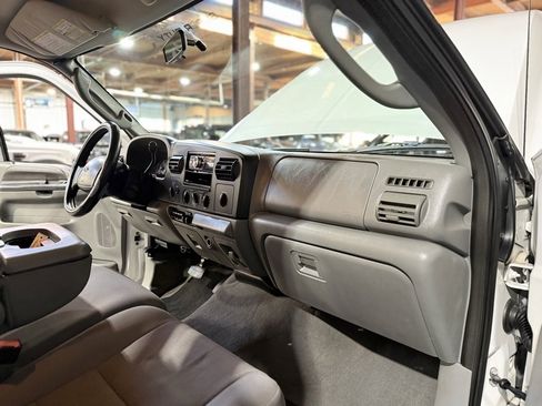 Used 2006 Ford F250 XLT image 18