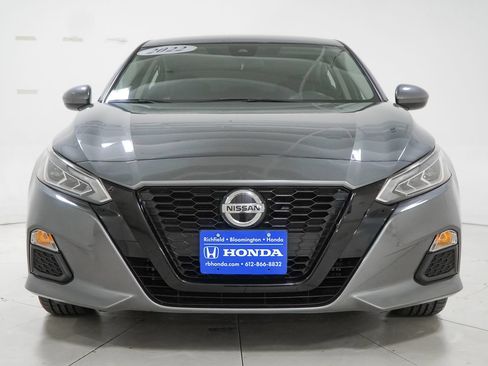 Used 2022 Nissan Altima 2.5 SV AWD/4WD image 3