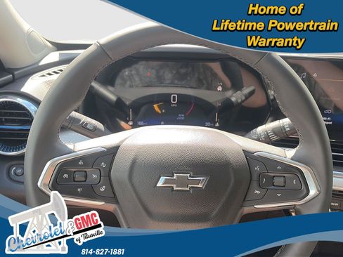 New 2026 Chevrolet Trax LT w/ Driver Confidence Package FWD image 18