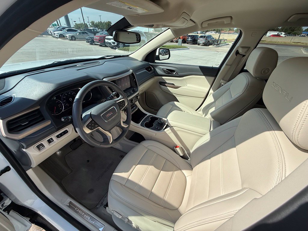 Used 2023 GMC Acadia Denali AWD/4WD image 25