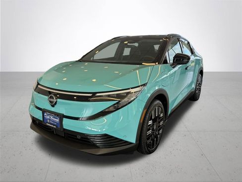 New 2026 Nissan Leaf Platinum+ w/ Cargo Package (Platinum+) image 2