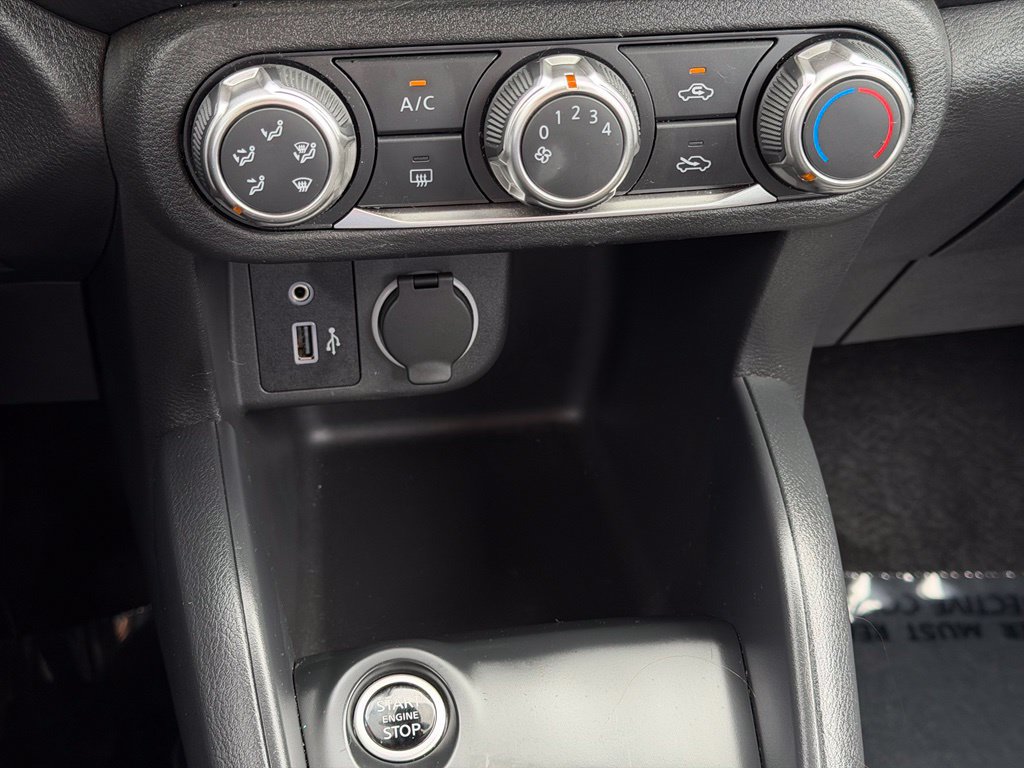 Certified 2025 Nissan Kicks Play S FWD image 28