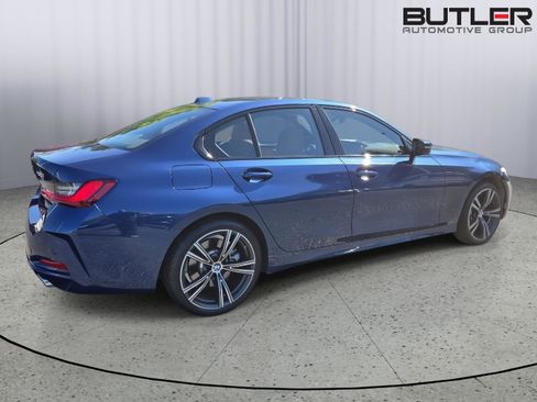 Used 2023 BMW 330i Sedan w/ Driving Assistance Package image 5