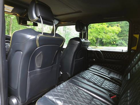 Used 2016 Mercedes-Benz G 63 AMG 4MATIC image 14