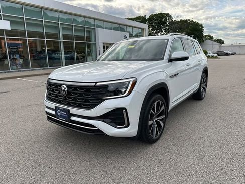Certified 2024 Volkswagen Atlas SEL Premium R-Line AWD/4WD image 3