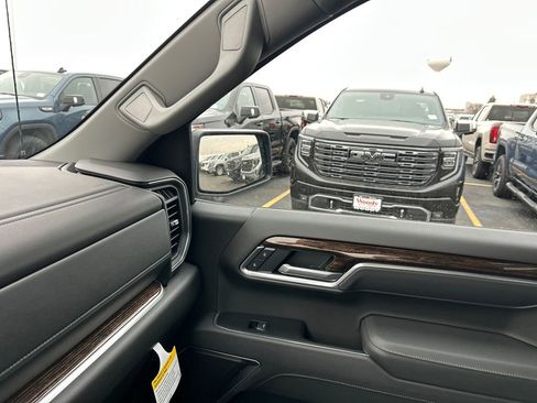 New 2026 GMC Sierra 1500 Elevation w/ Elevation Select Package AWD/4WD image 29
