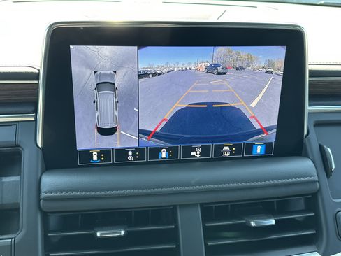 Used 2021 Chevrolet Tahoe High Country image 28