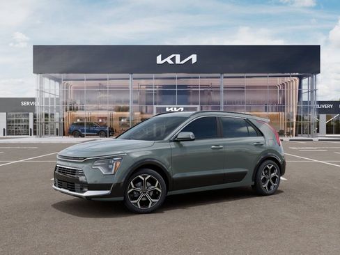 New 2026 Kia Niro FWD image 7