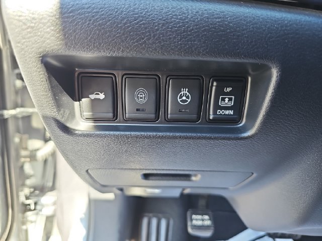 Used 2020 Nissan Maxima Platinum w/ Sport Mat Group FWD image 29