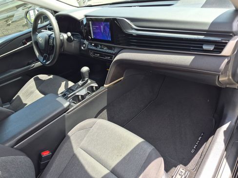 Used 2026 Toyota Camry LE FWD image 33
