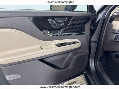 Used 2022 Lincoln Corsair Reserve w/ Equipment Group 201A image 16