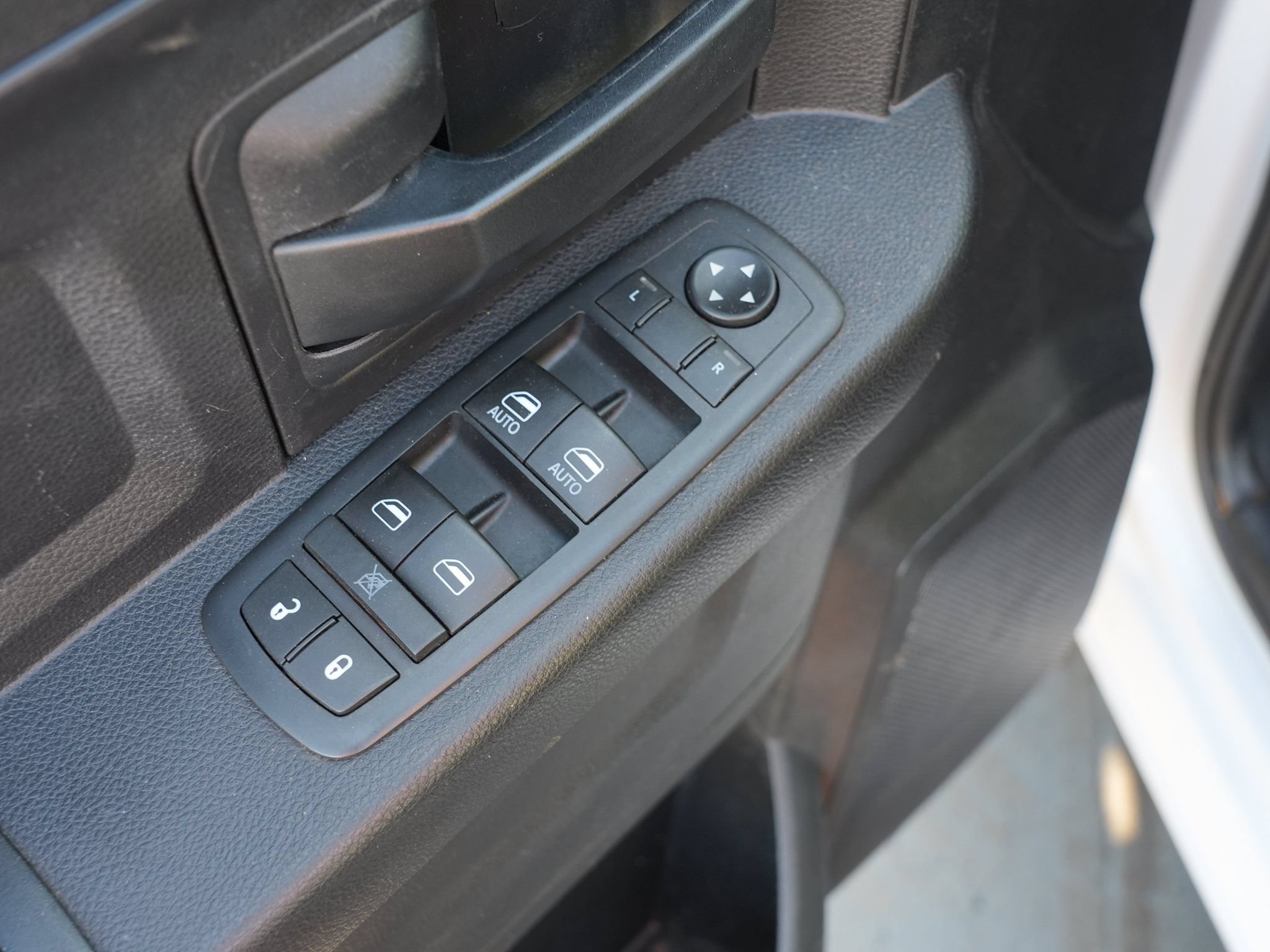 Used 2016 RAM 1500 Tradesman w/ Popular Equipment Group AWD/4WD image 17