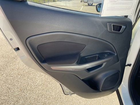 Used 2021 Ford EcoSport SE FWD image 29
