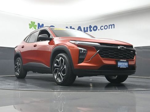 Certified 2024 Chevrolet Trax RS w/ Sunroof Package image 24