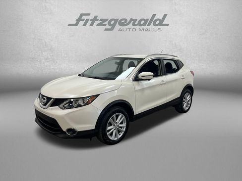 Used 2017 Nissan Rogue Sport SV w/ SV Premium Package AWD/4WD image 1