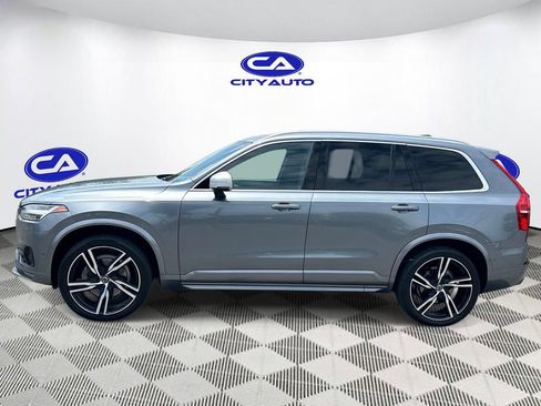 Used 2017 Volvo XC90 T5 R-Design w/ Vision Package FWD image 8