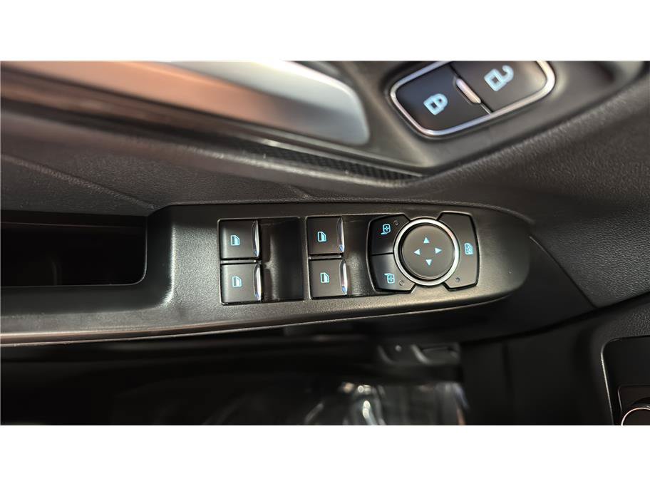 Used 2025 Ford Escape ST-Line FWD image 32