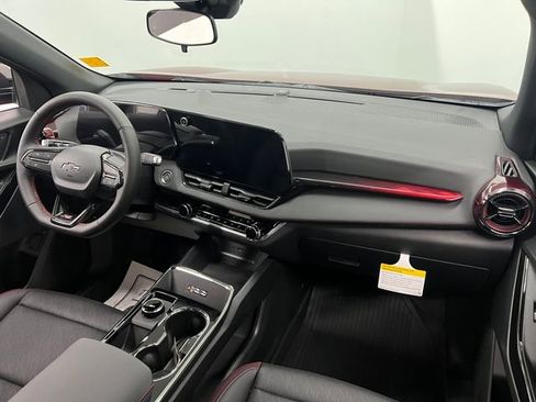New 2026 Chevrolet Equinox RS w/ Convenience Package III FWD image 32