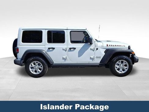 Used 2021 Jeep Wrangler Unlimited Islander image 9