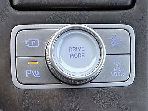 Used 2022 Genesis GV80 2.5T w/ Prestige Package 04 image 39