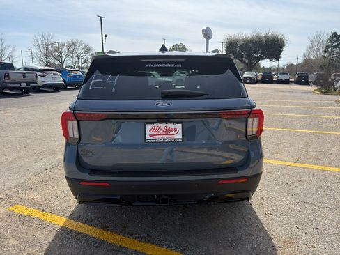 New 2026 Ford Explorer ST-Line image 6