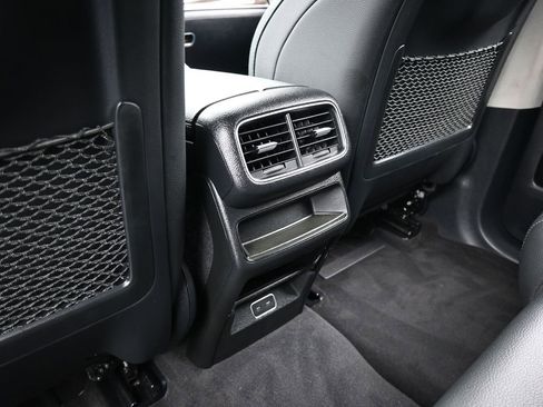 Used 2024 Mercedes-Benz GLE 450 4MATIC image 42