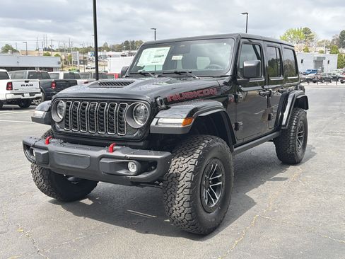 New 2026 Jeep Wrangler Unlimited Rubicon w/ Xtreme 35 Tire Package AWD/4WD image 3