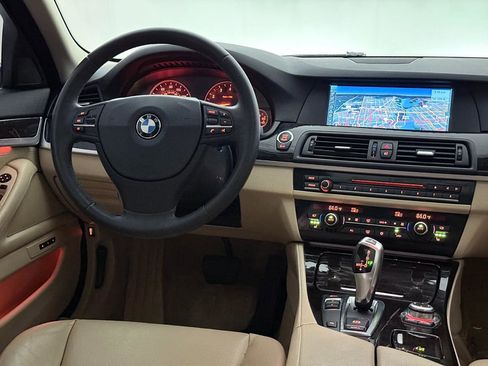Used 2012 BMW 528i Sedan image 29