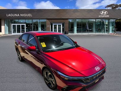 Used 2024 Hyundai Elantra SEL w/ Convenience Package