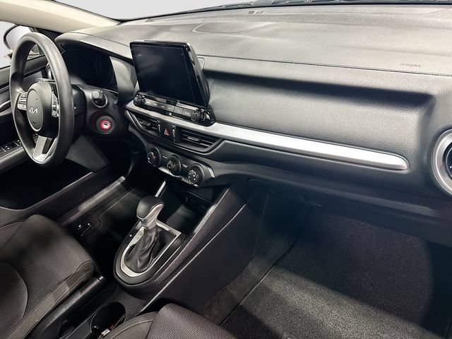 Used 2024 Kia Forte LXS FWD image 27