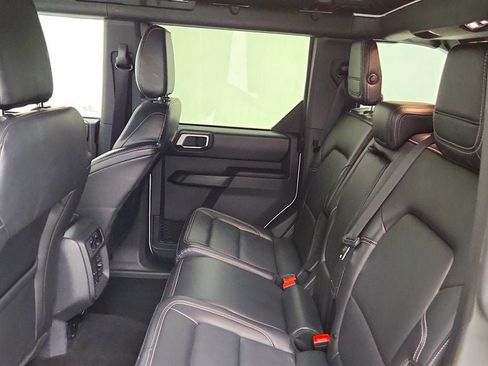 Used 2025 Ford Bronco Outer Banks AWD/4WD image 21