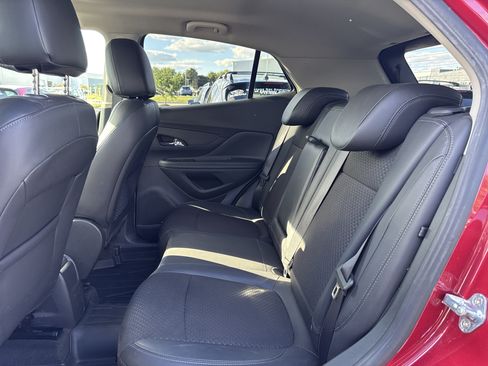 Used 2020 Buick Encore Preferred AWD/4WD image 18