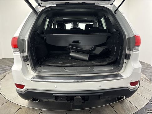 Used 2018 Jeep Grand Cherokee Limited image 21