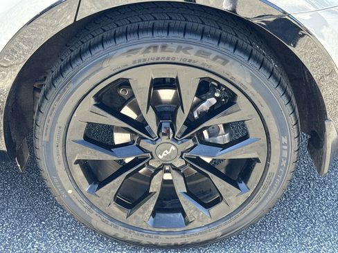 Used 2022 Kia Sorento SX image 19