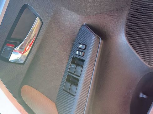 Used 2015 Toyota RAV4 XLE FWD image 18