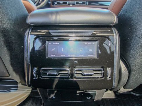 Used 2022 Lincoln Aviator Reserve w/ Equipment Group 201A image 10