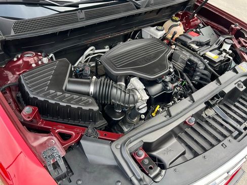 Used 2021 GMC Acadia SLE w/ Driver Convenience Package image 47