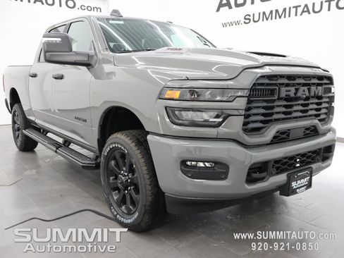 New 2026 RAM 2500 Big Horn AWD/4WD image 2