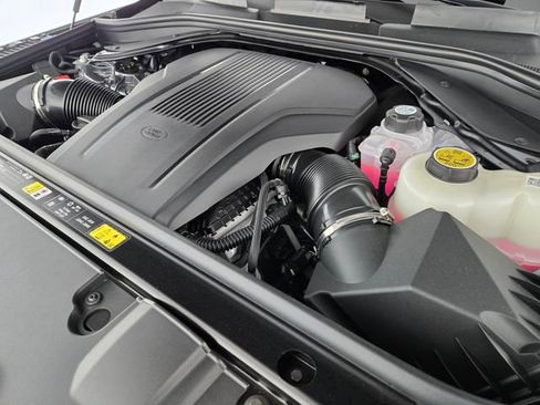New 2026 Land Rover Range Rover SE image 19