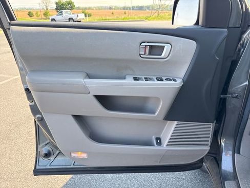 Used 2012 Honda Pilot EX image 25