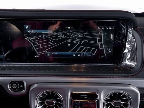 Used 2025 Mercedes-Benz G 63 AMG 4MATIC image 40