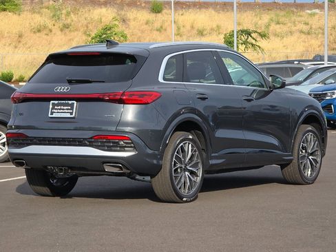 New 2025 Audi Q5 Premium Plus image 3