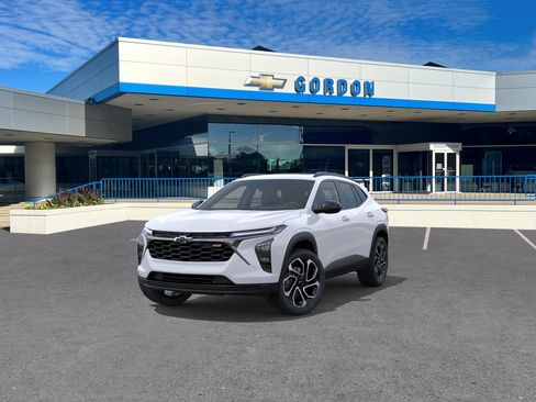 New 2026 Chevrolet Trax RS w/ Sunroof Package FWD image 8