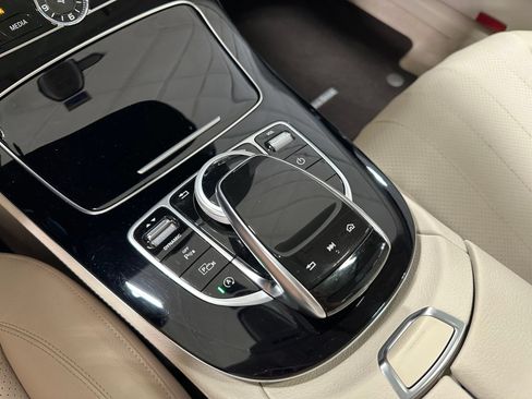 Used 2017 Mercedes-Benz E 300 image 31