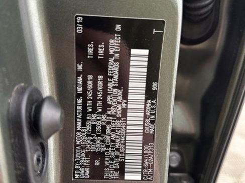 Used 2019 Toyota Highlander XLE image 31